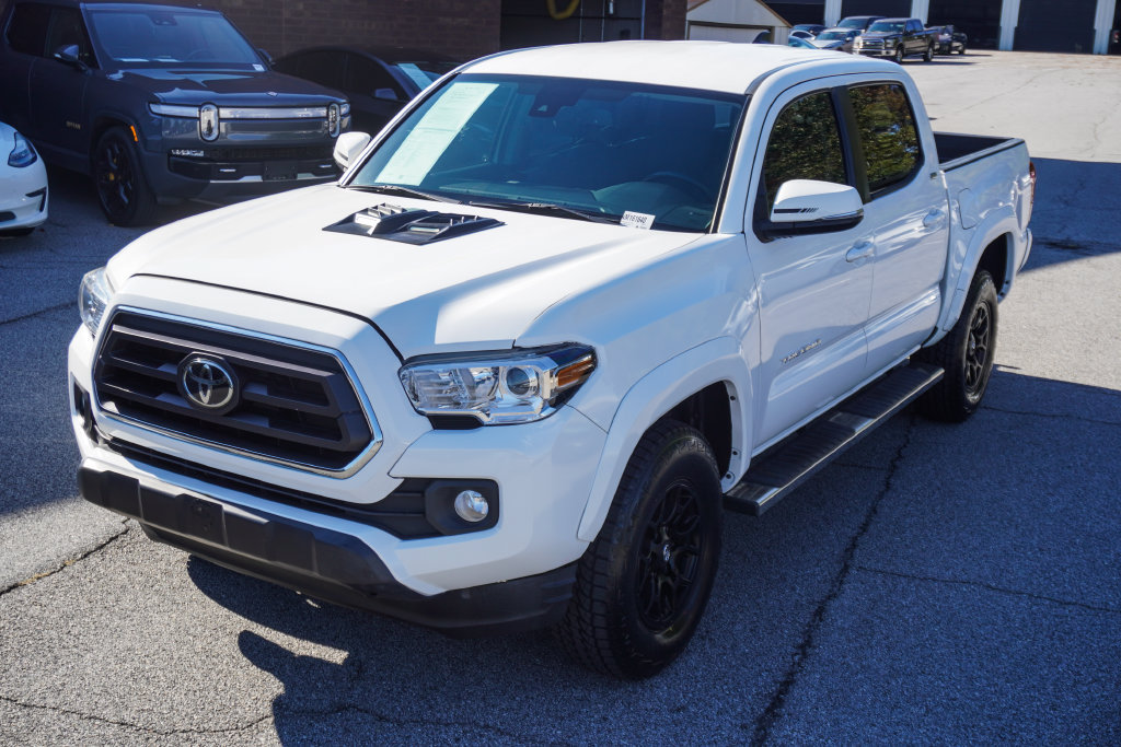Used 2022 Toyota Tacoma SR5 w/ Technology Package RWD image 37