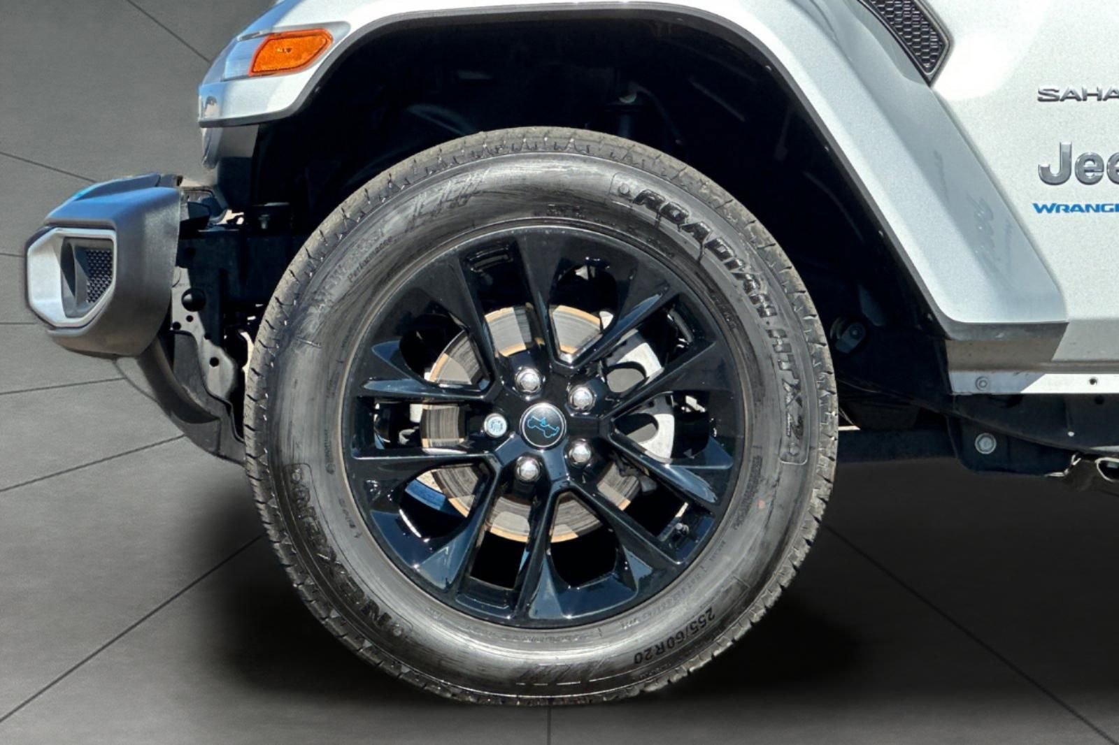 Used 2024 Jeep Wrangler Sahara 4xe image 31