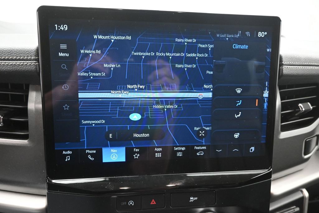 Used 2024 Ford Expedition XLT RWD image 4