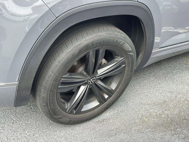 Used 2022 Volkswagen Atlas Cross Sport SEL R-Line image 11