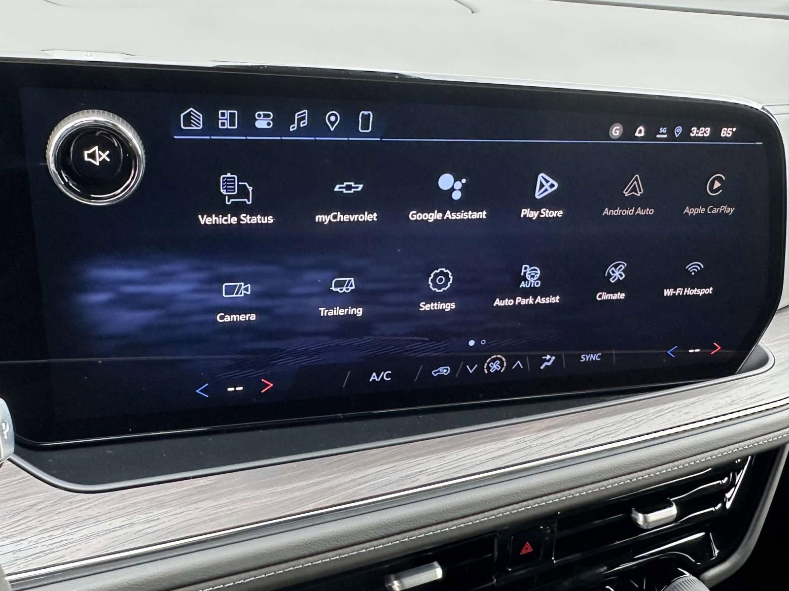 New 2026 Chevrolet Tahoe LS image 9