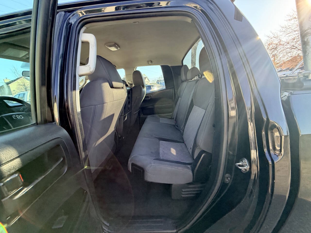 Used 2014 Toyota Tundra SR AWD/4WD image 28