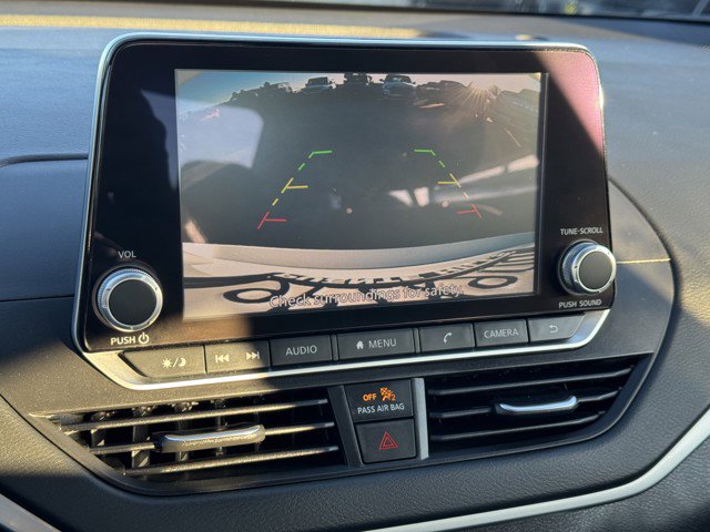 Used 2025 Nissan Altima 2.5 S image 13