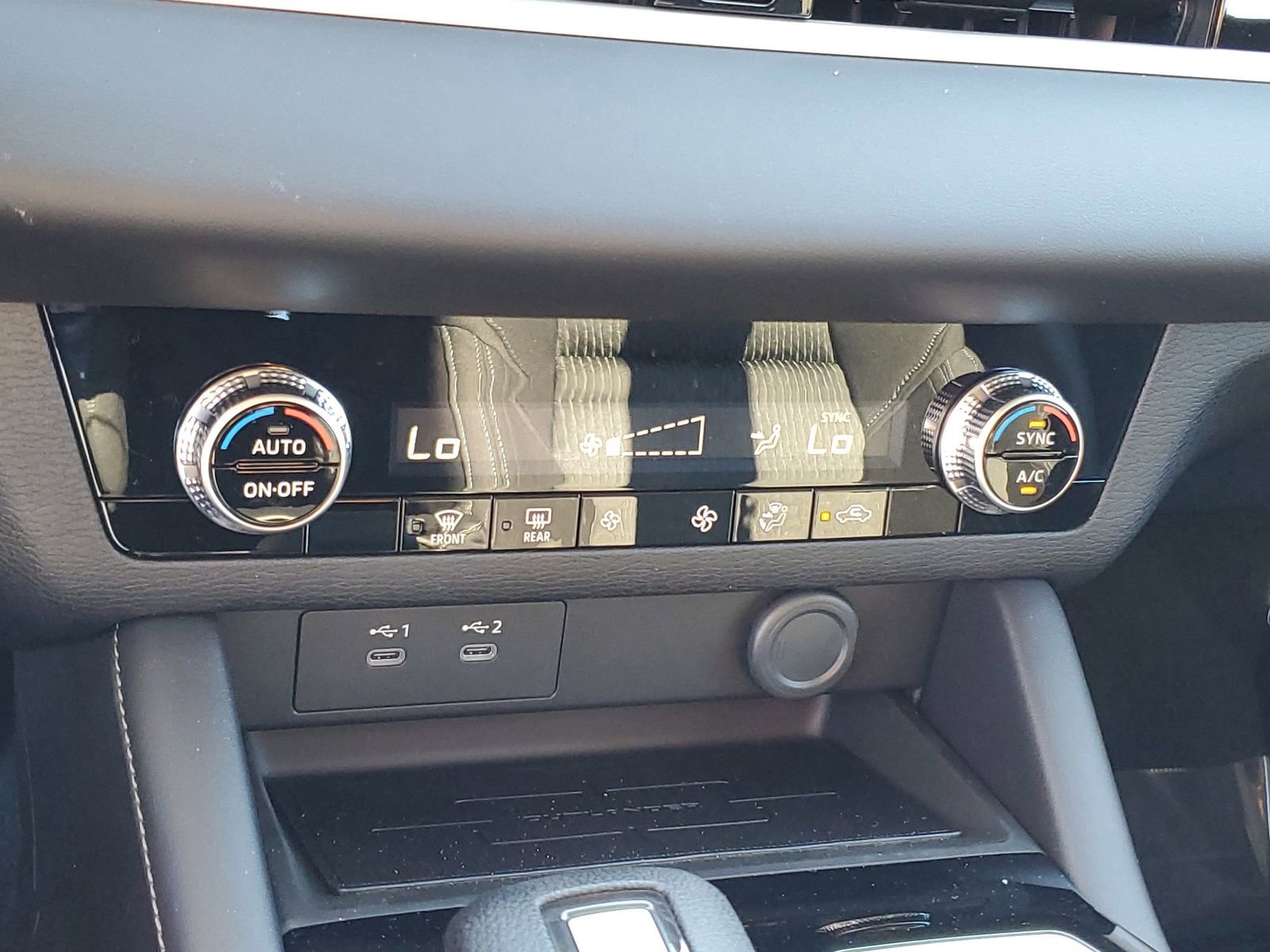 New 2026 Mitsubishi Outlander ES image 17