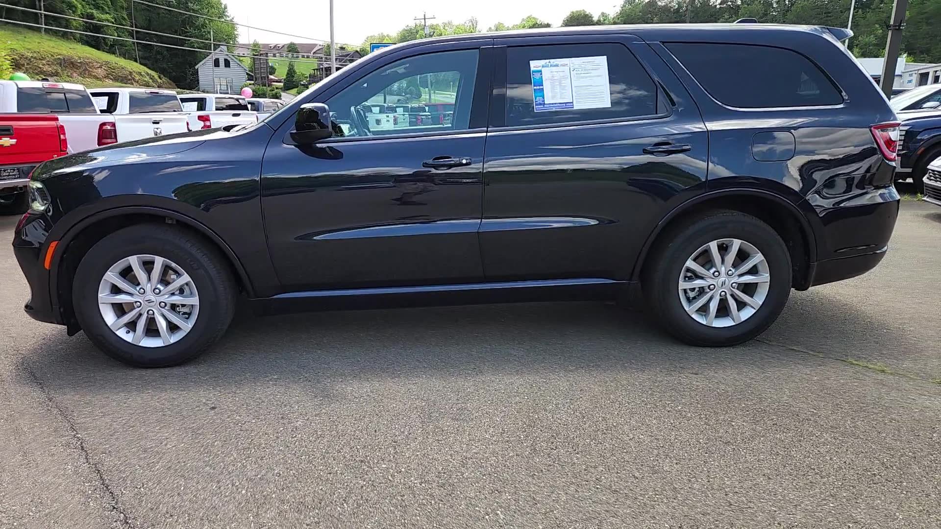 Used 2025 Dodge Durango GT RWD image 6
