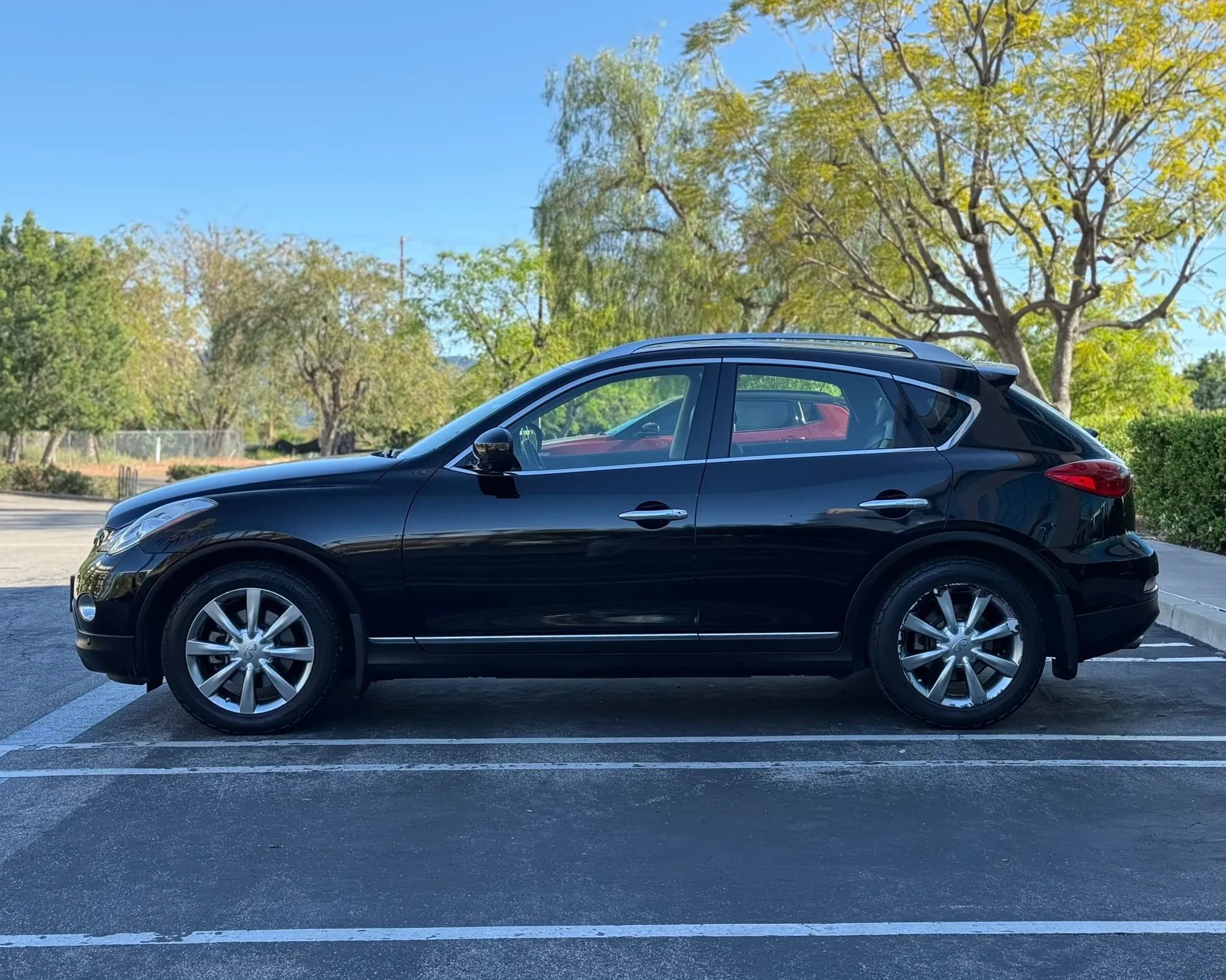Used 2013 INFINITI EX37 Journey w/ Premium Pkg AWD/4WD image 2