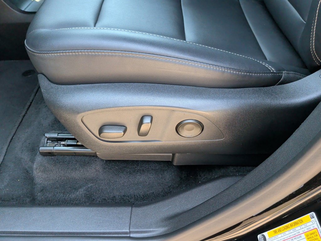 Used 2024 GMC Acadia Elevation AWD/4WD image 14