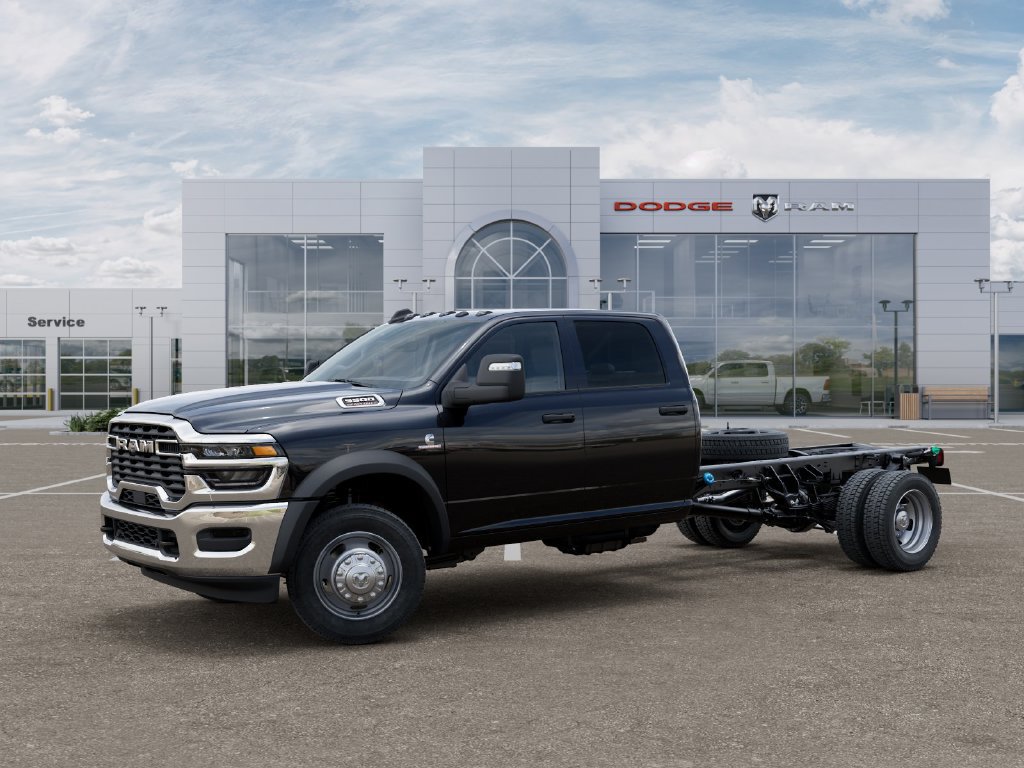 New 2026 RAM 5500 Tradesman w/ Chrome Appearance Group AWD/4WD image 2