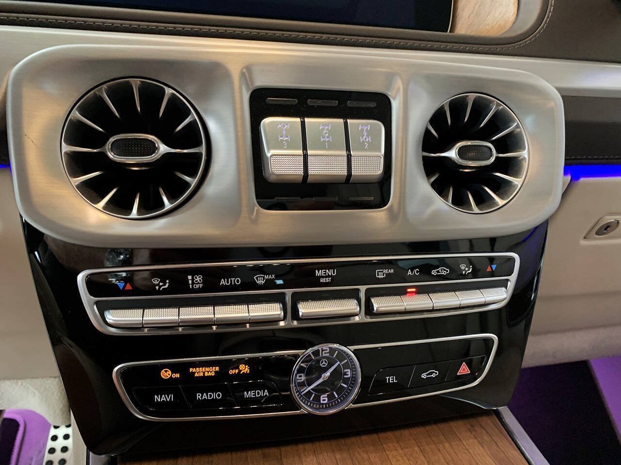 Used 2021 Mercedes-Benz G 550 image 19