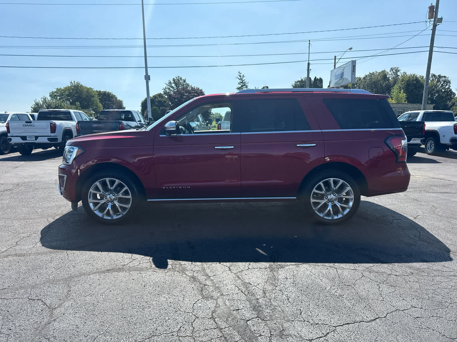Used 2019 Ford Expedition Platinum AWD/4WD image 2