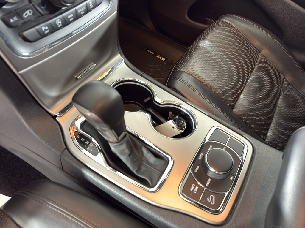 Used 2018 Jeep Grand Cherokee Limited w/ Luxury Group II image 39