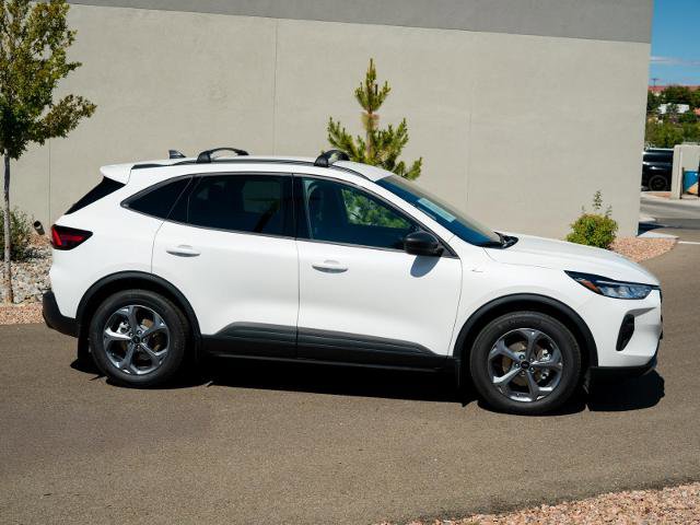 Certified 2025 Ford Escape ST-Line w/ Equipment Group 301A image 5
