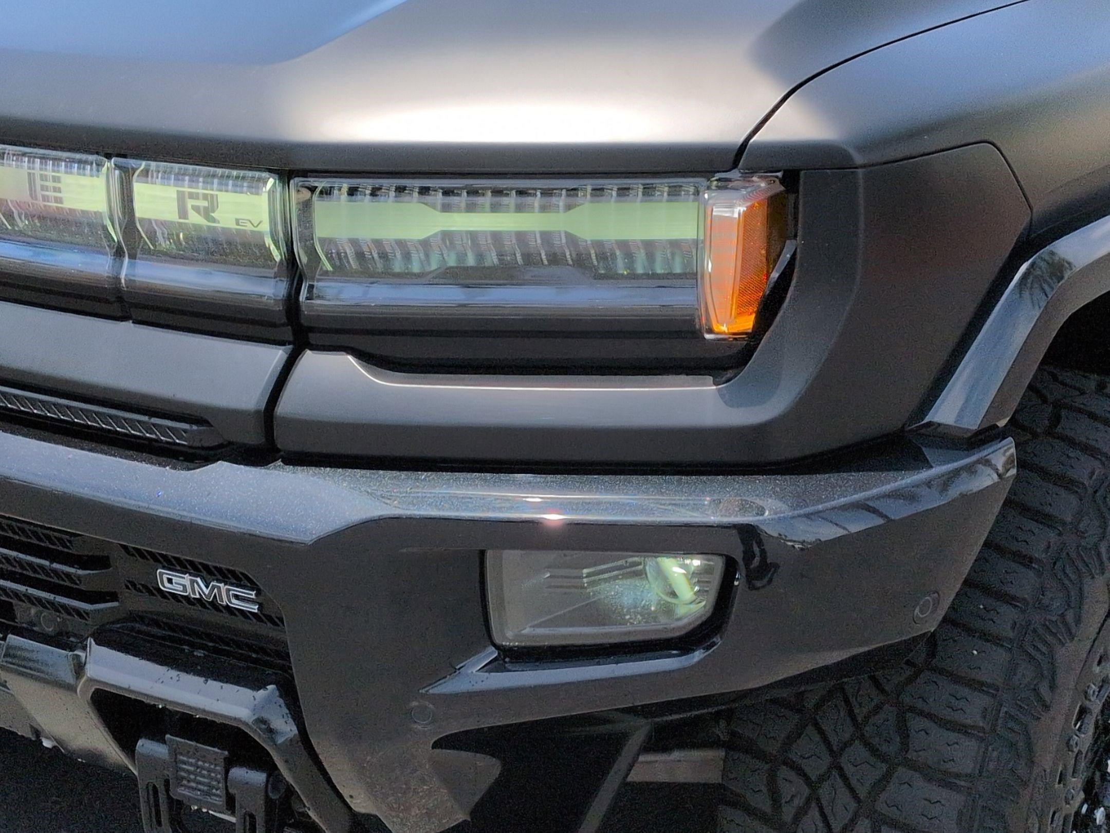 Used 2024 GMC Hummer EV 3X w/ Omega Edition AWD/4WD image 6