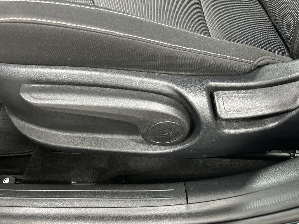 Used 2019 Kia Forte S w/ S Premium Package FWD image 10