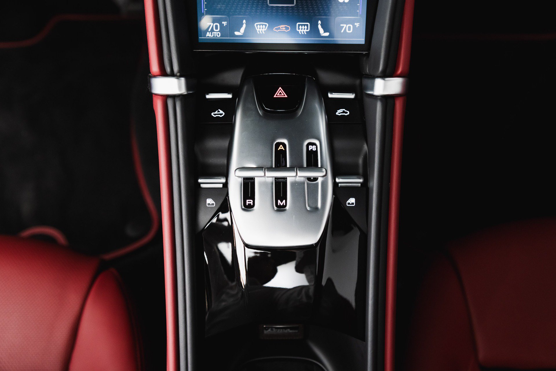 Certified 2024 Ferrari Roma Spider RWD image 90