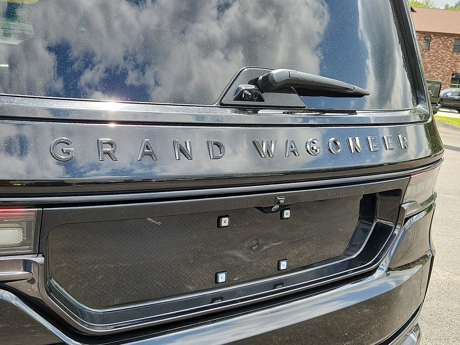 Certified 2024 Jeep Grand Wagoneer Series II w/ Quick Order Packagew 28T AWD/4WD image 30