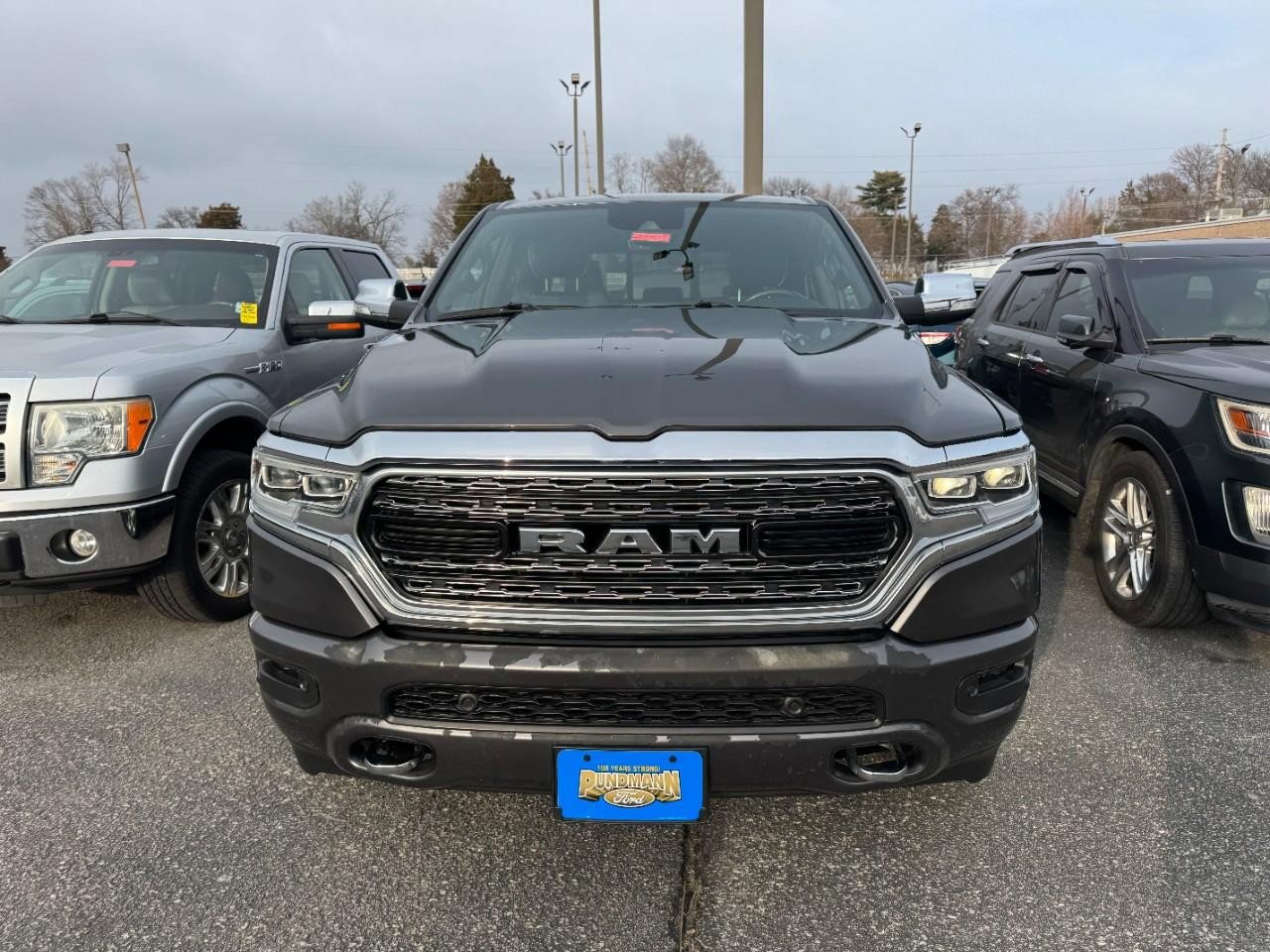 Used 2022 RAM 1500 Limited w/ Body Color Bumper Group image 7