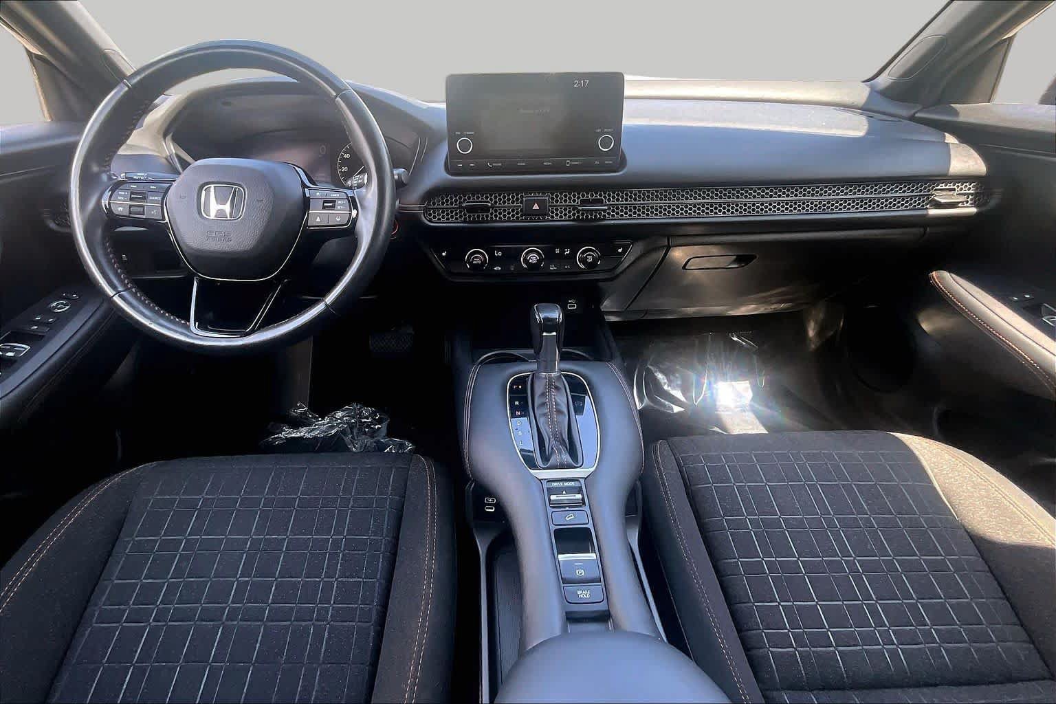 Used 2024 Honda HR-V Sport image 16
