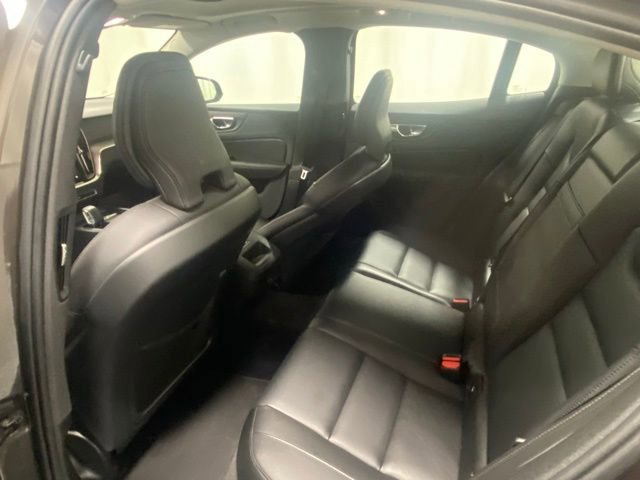 Certified 2025 Volvo S60 B5 Core image 13