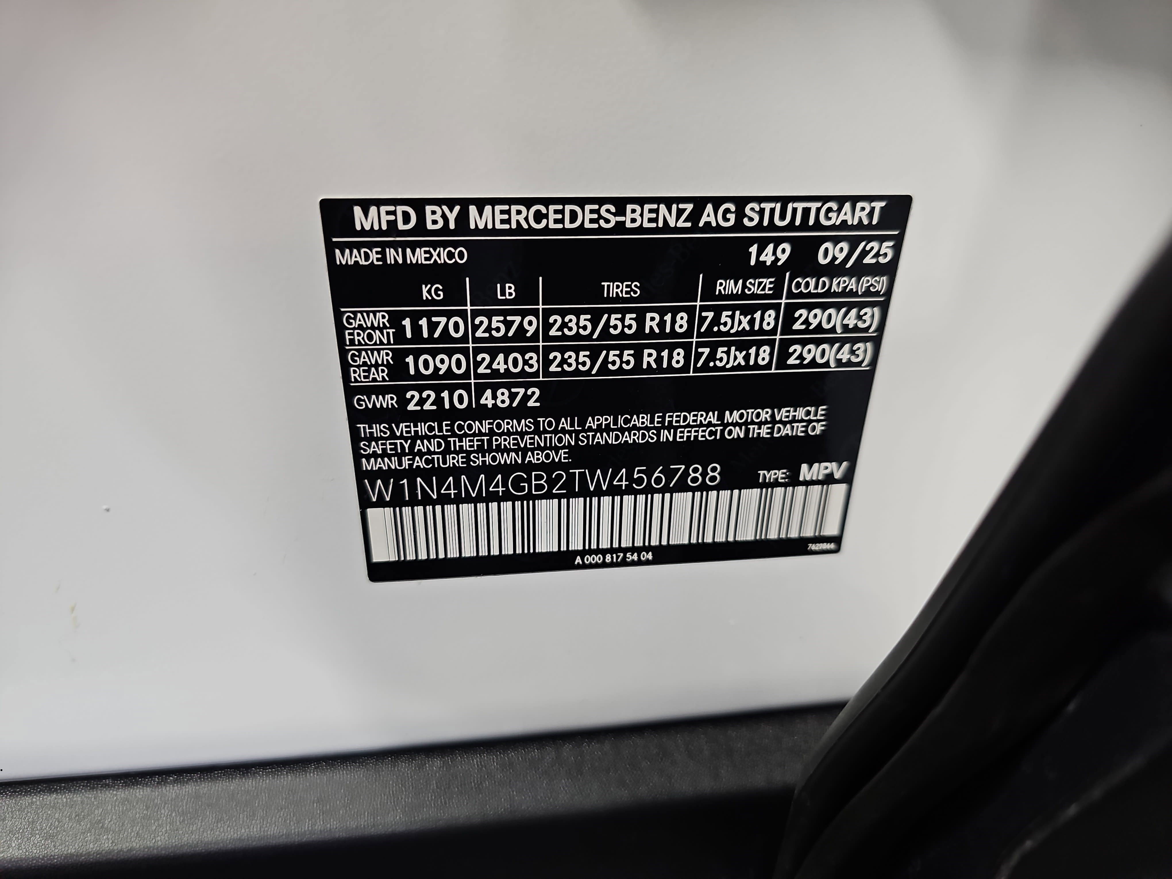 New 2026 Mercedes-Benz GLB 250 image 38