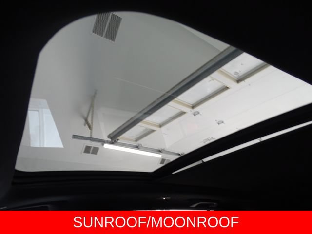 Used 2025 Jeep Wagoneer S Limited AWD/4WD image 11
