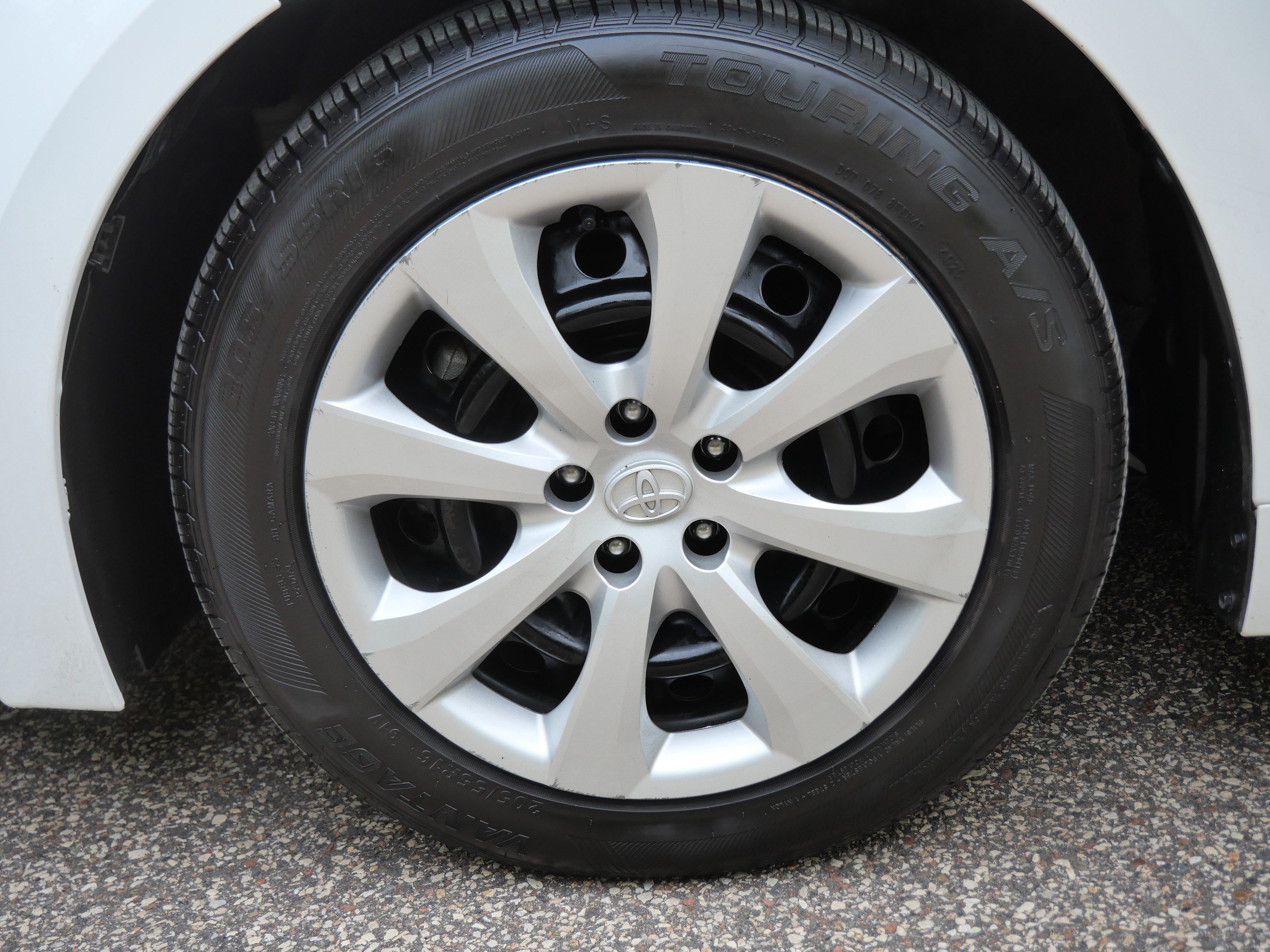 Certified 2024 Toyota Corolla LE FWD image 16
