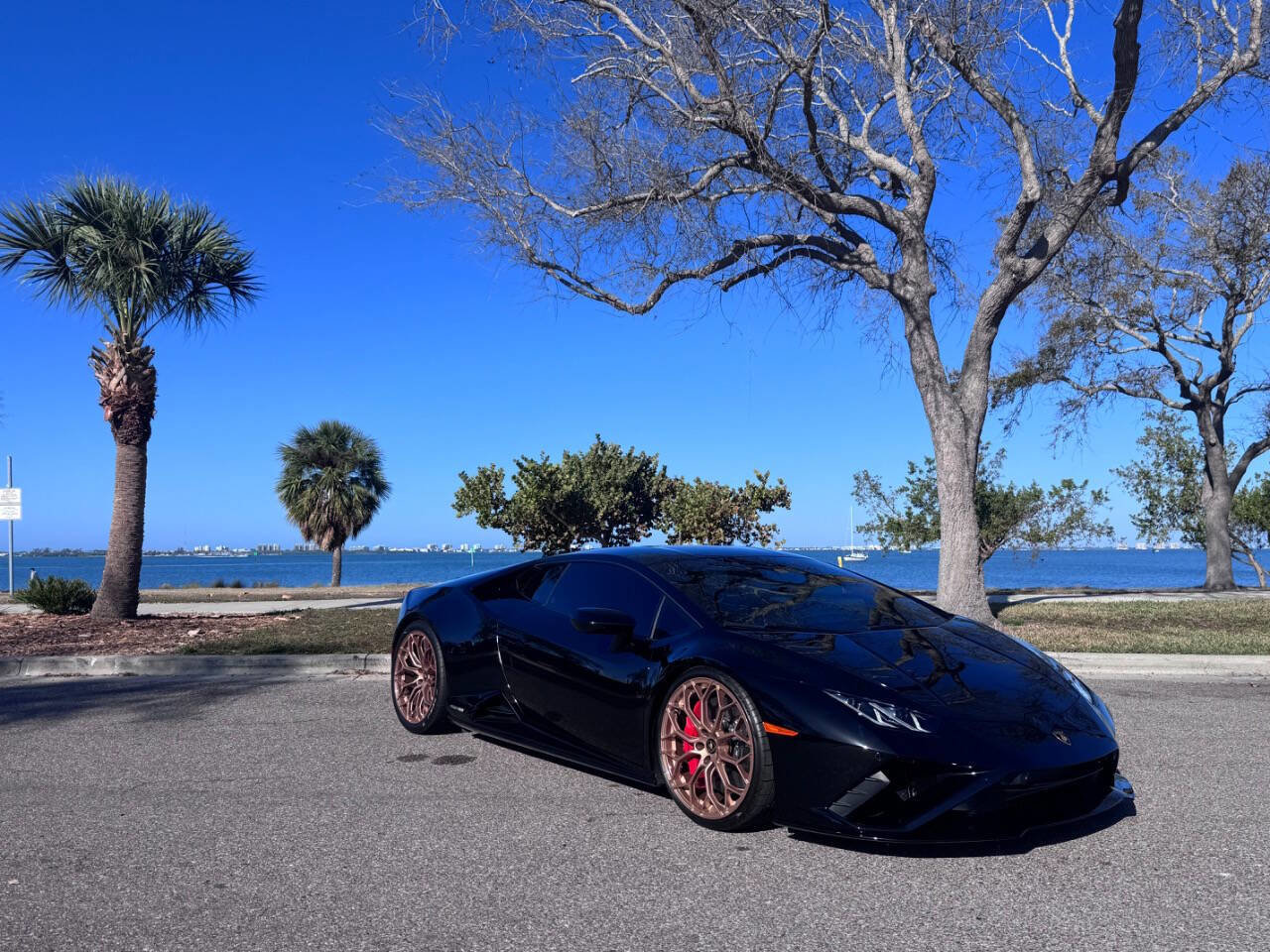 Used 2022 Lamborghini Huracan EVO image 5