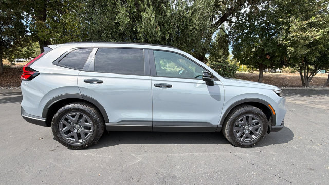 New 2027 Honda CR-V TrailSport image 3
