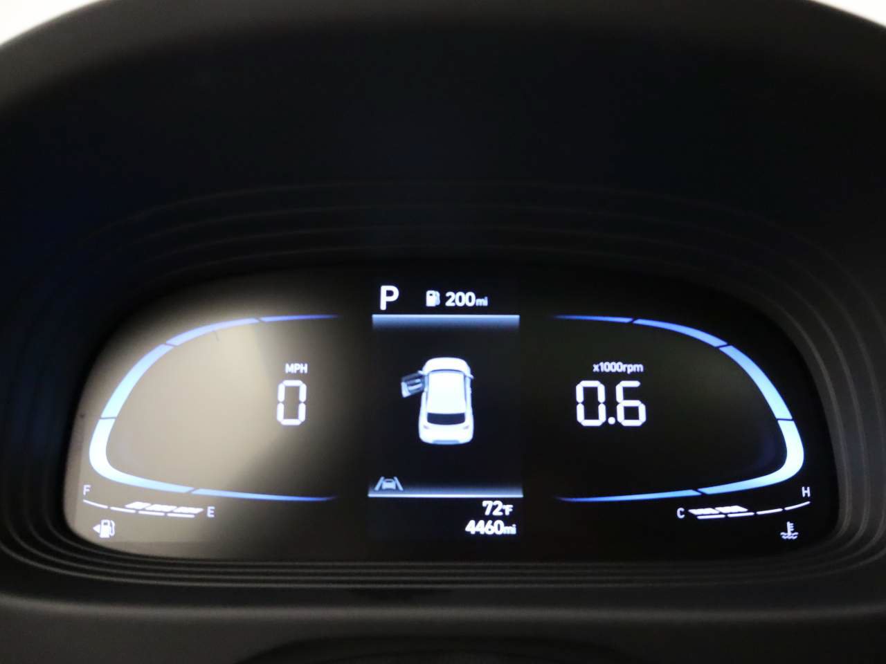 Used 2026 Hyundai Venue SEL FWD image 8