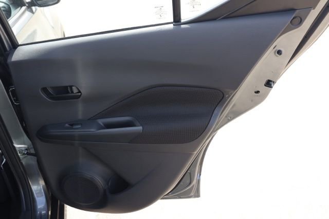 New 2025 Nissan Kicks Play S image 19