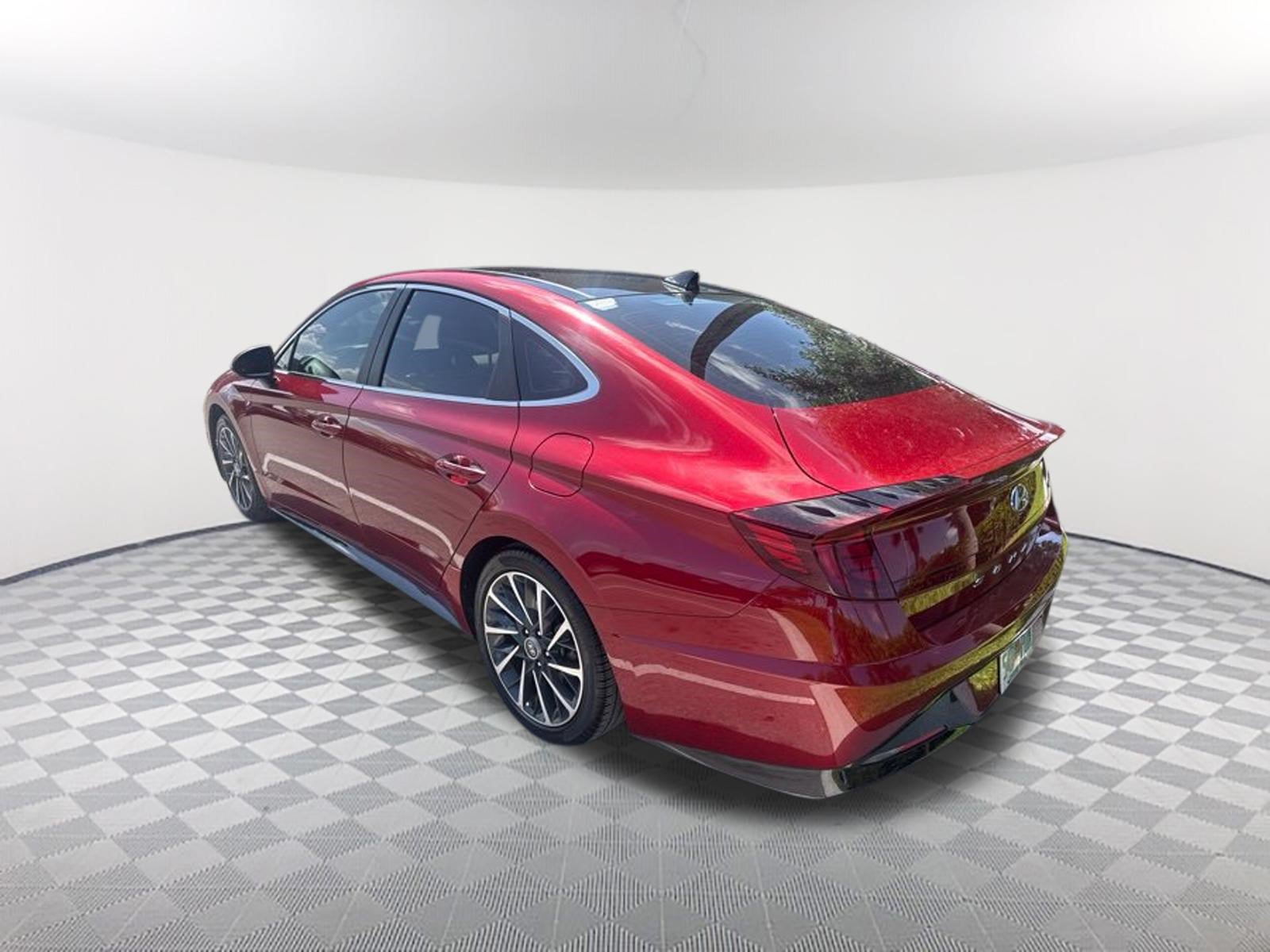 Used 2023 Hyundai Sonata Limited FWD image 7