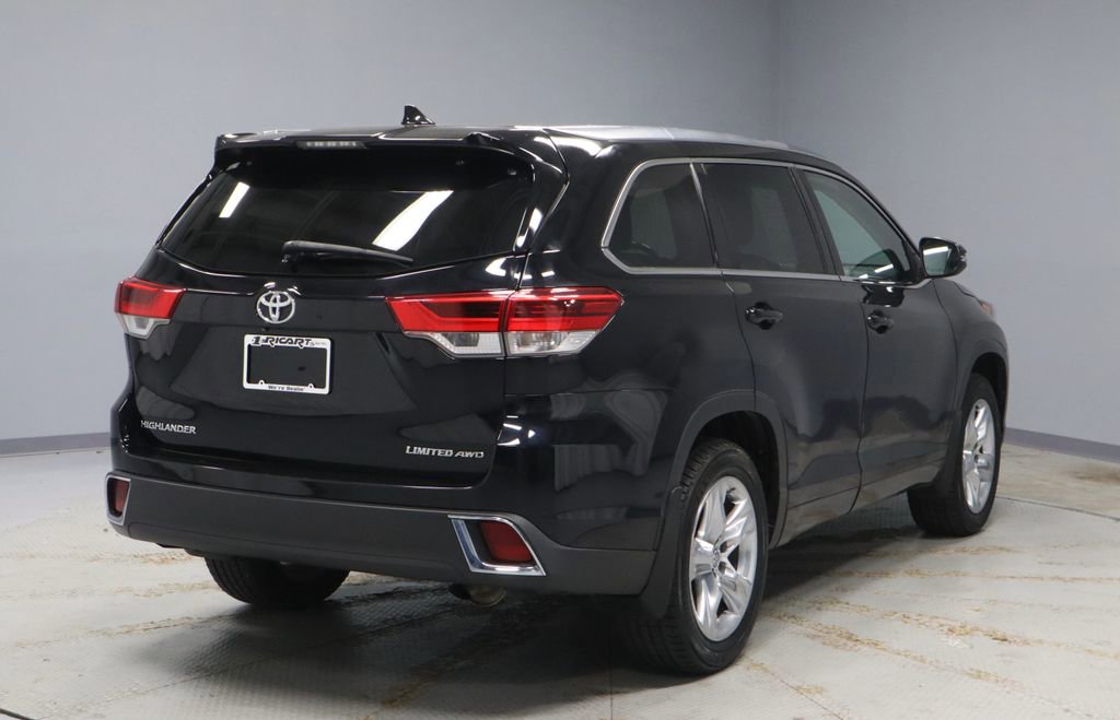 Used 2019 Toyota Highlander Limited AWD/4WD image 12