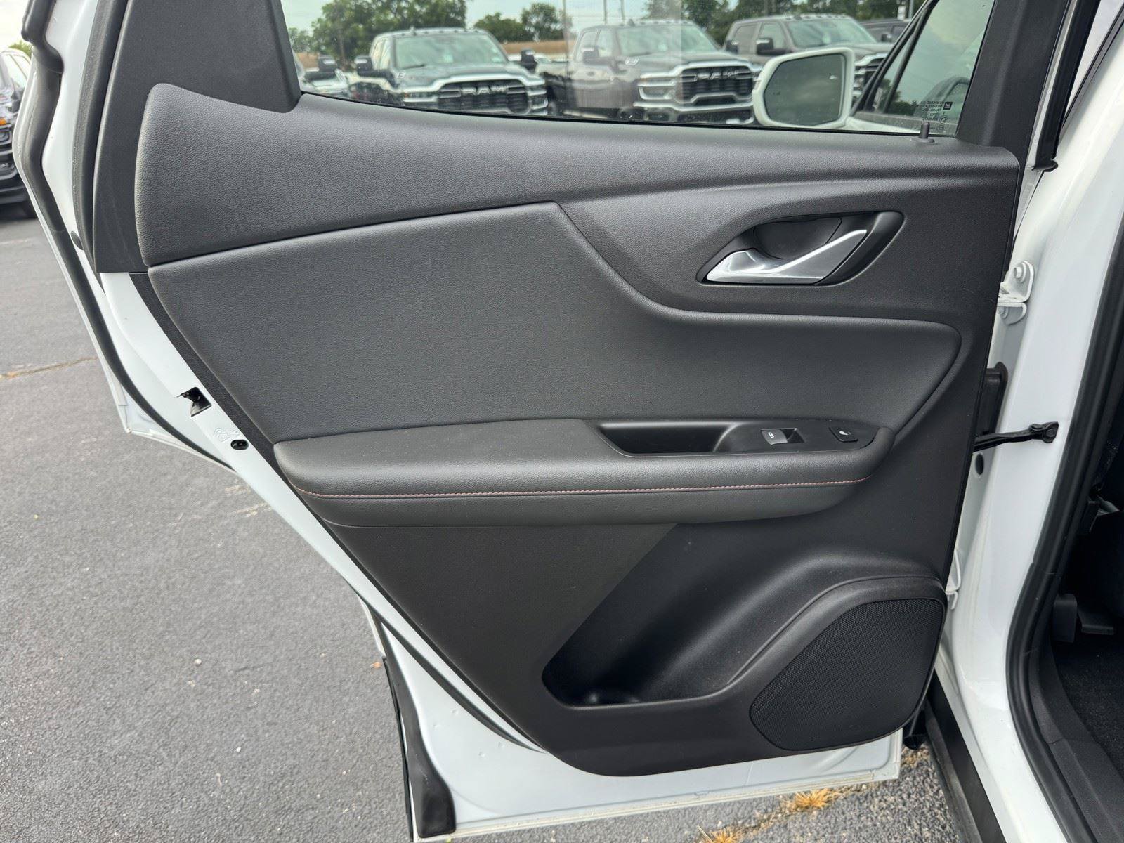 Used 2019 Chevrolet Blazer RS AWD/4WD image 33