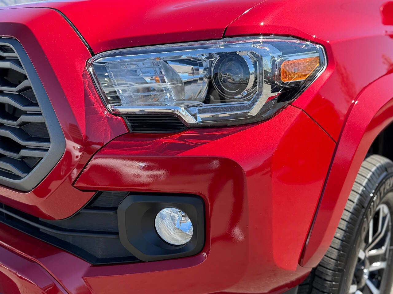 Used 2023 Toyota Tacoma TRD Sport image 19