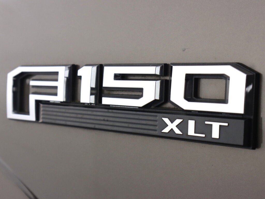 Used 2016 Ford F150 XLT w/ XTR Package image 35