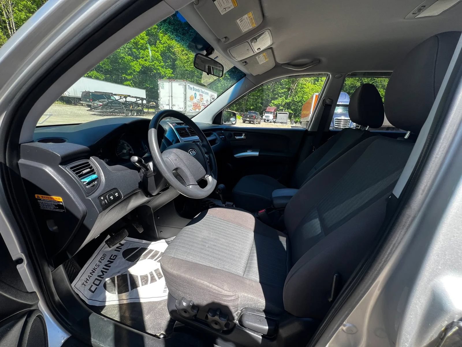 Used 2010 Kia Sportage LX AWD/4WD image 9