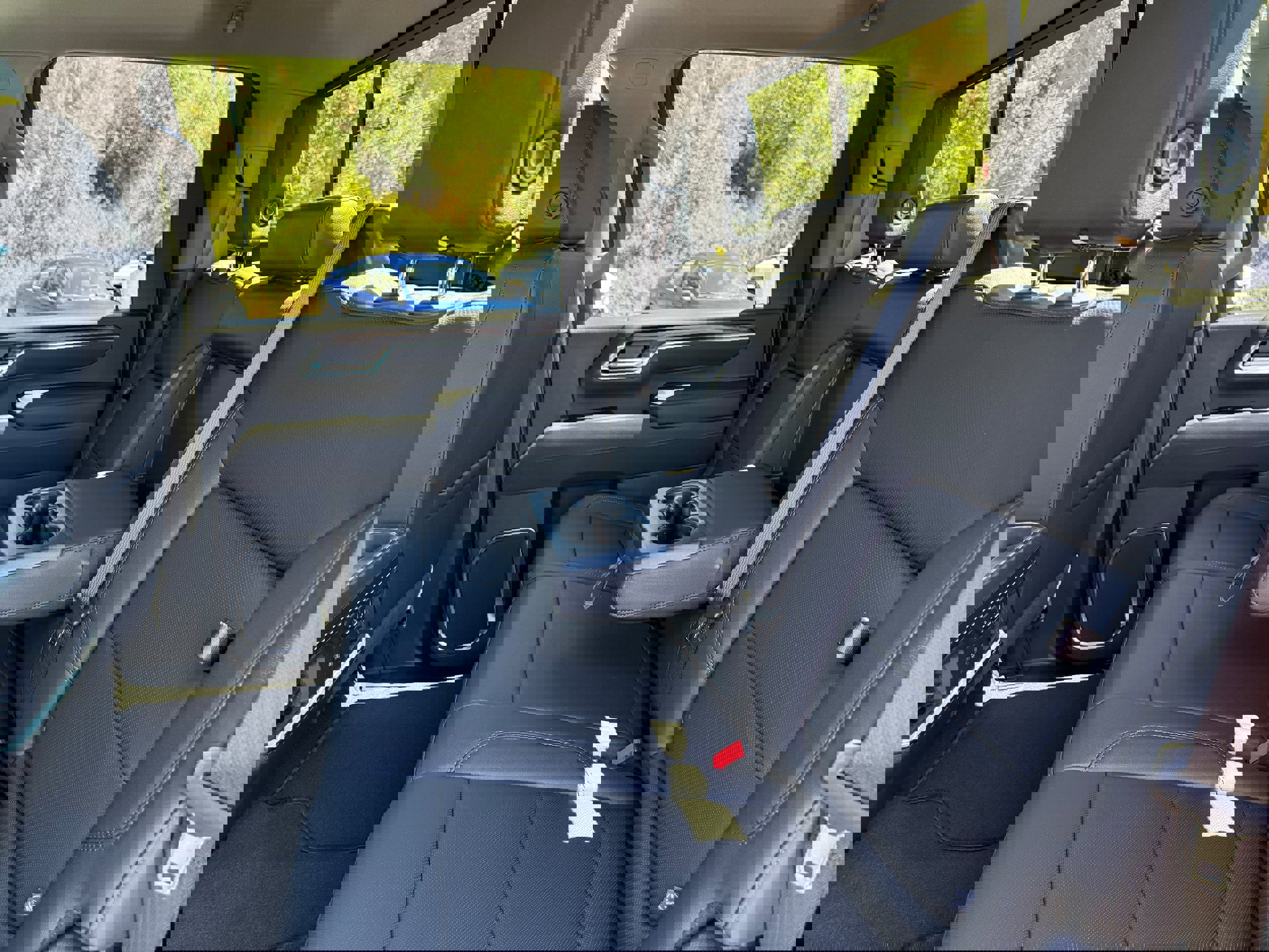 New 2025 GMC Sierra 2500 SLT w/ SLT Premium Package image 9