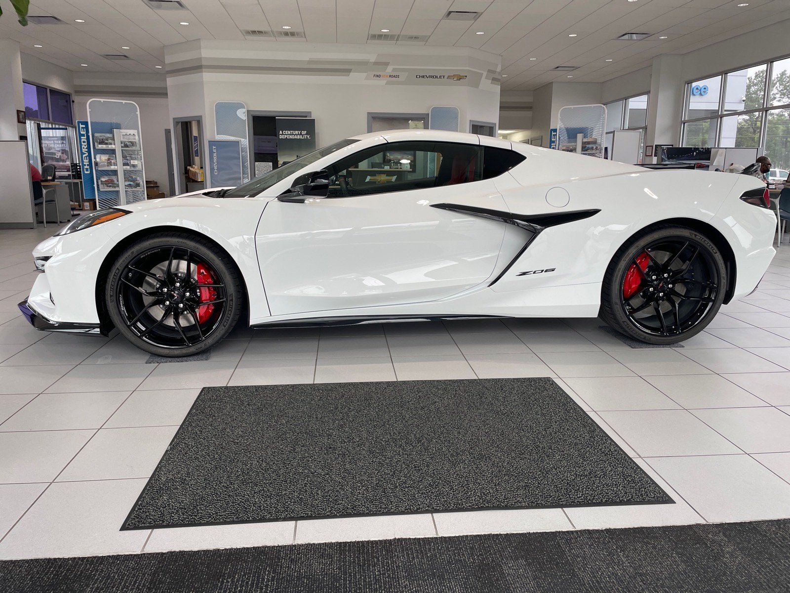 New 2026 Chevrolet Corvette Z06 w/ Battery Protection Package RWD image 2