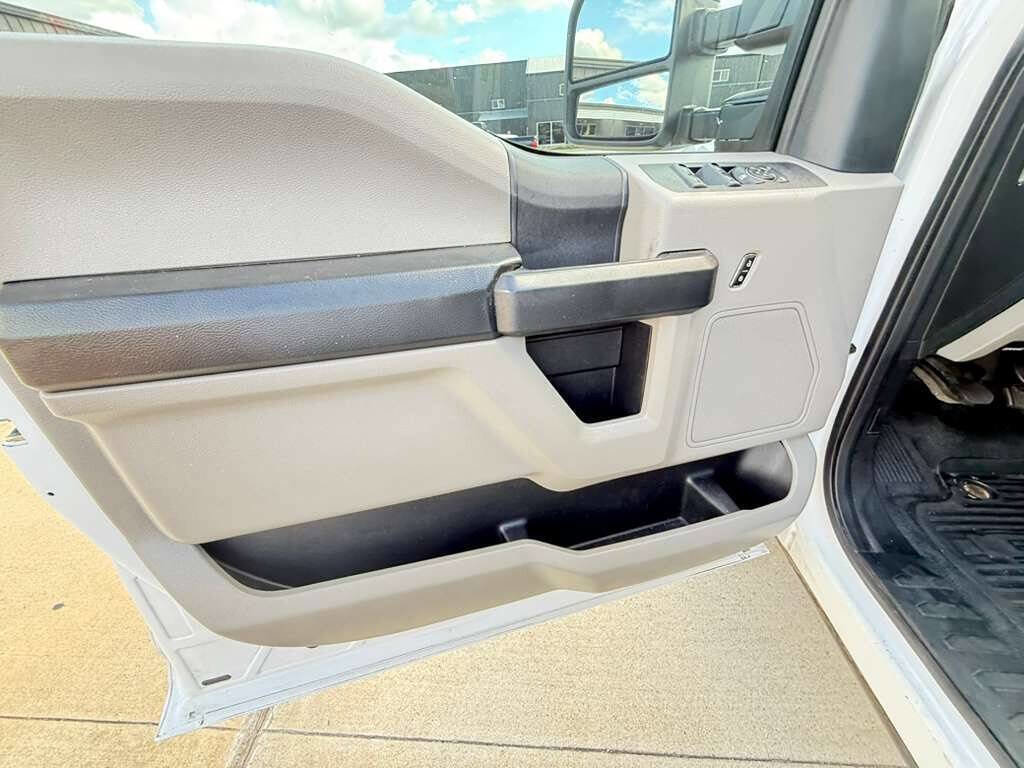 Used 2019 Ford F250 XL w/ Power Equipment Group image 37