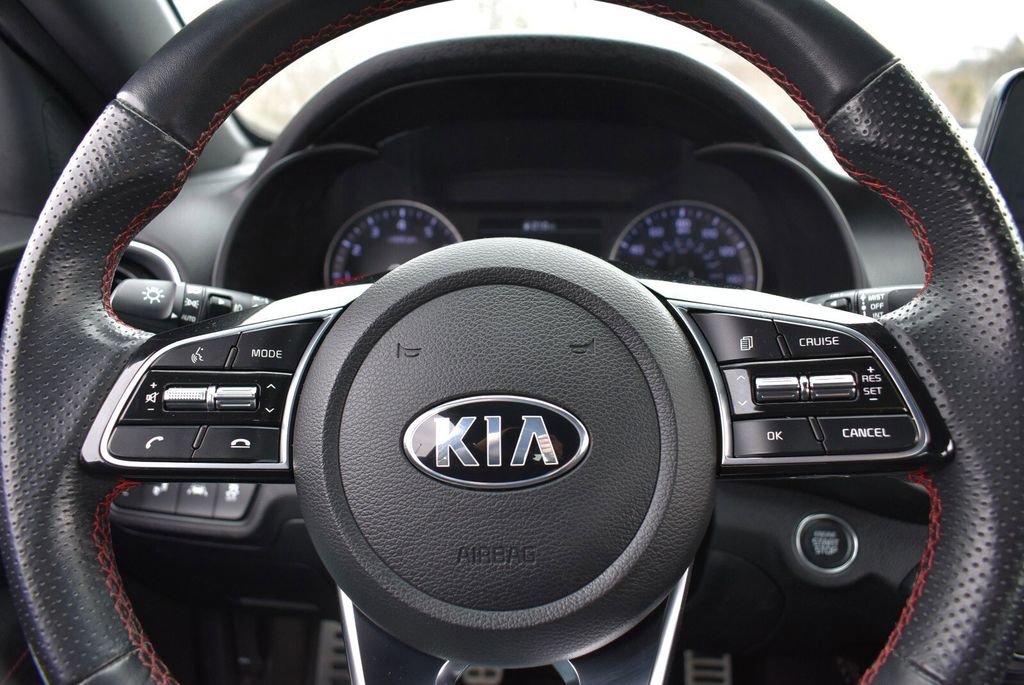 Used 2020 Kia Forte GT image 16