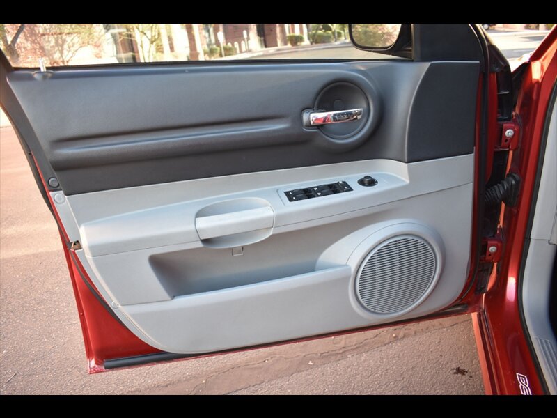 Used 2006 Dodge Magnum SRT8 w/ SRT Option Group I RWD image 16