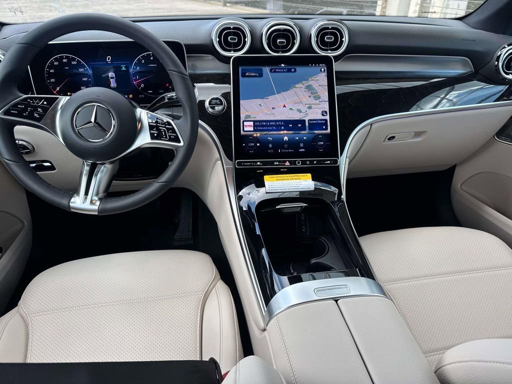 New 2026 Mercedes-Benz GLC 300 image 9