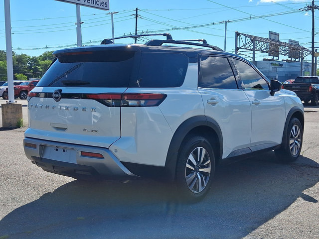 Used 2024 Nissan Pathfinder SL AWD/4WD image 25