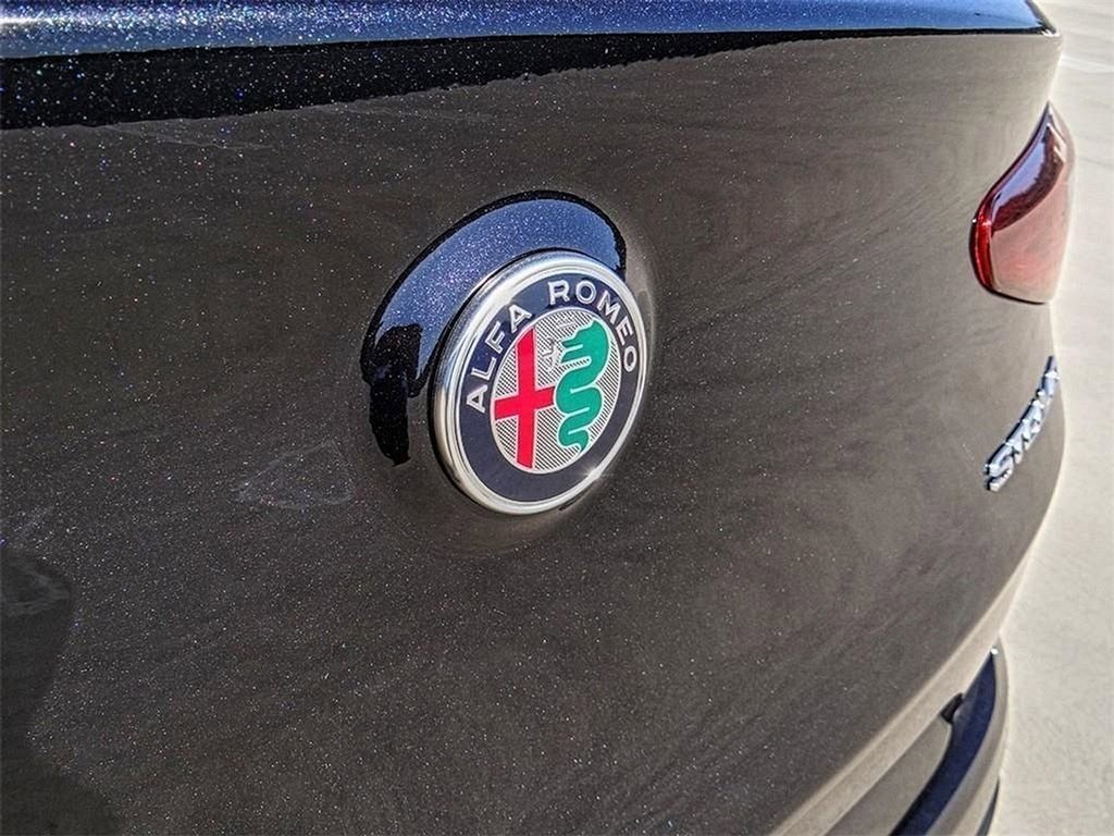 New 2023 Alfa Romeo Stelvio Quadrifoglio image 22