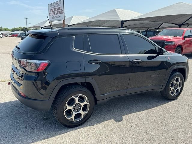 Used 2022 Jeep Compass Trailhawk w/ Sun and Sound Group AWD/4WD image 6