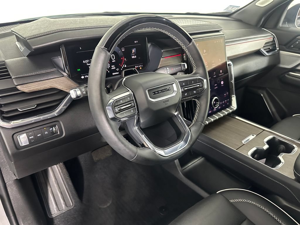 Used 2024 GMC Acadia Denali w/ Super Cruise Package AWD/4WD image 11