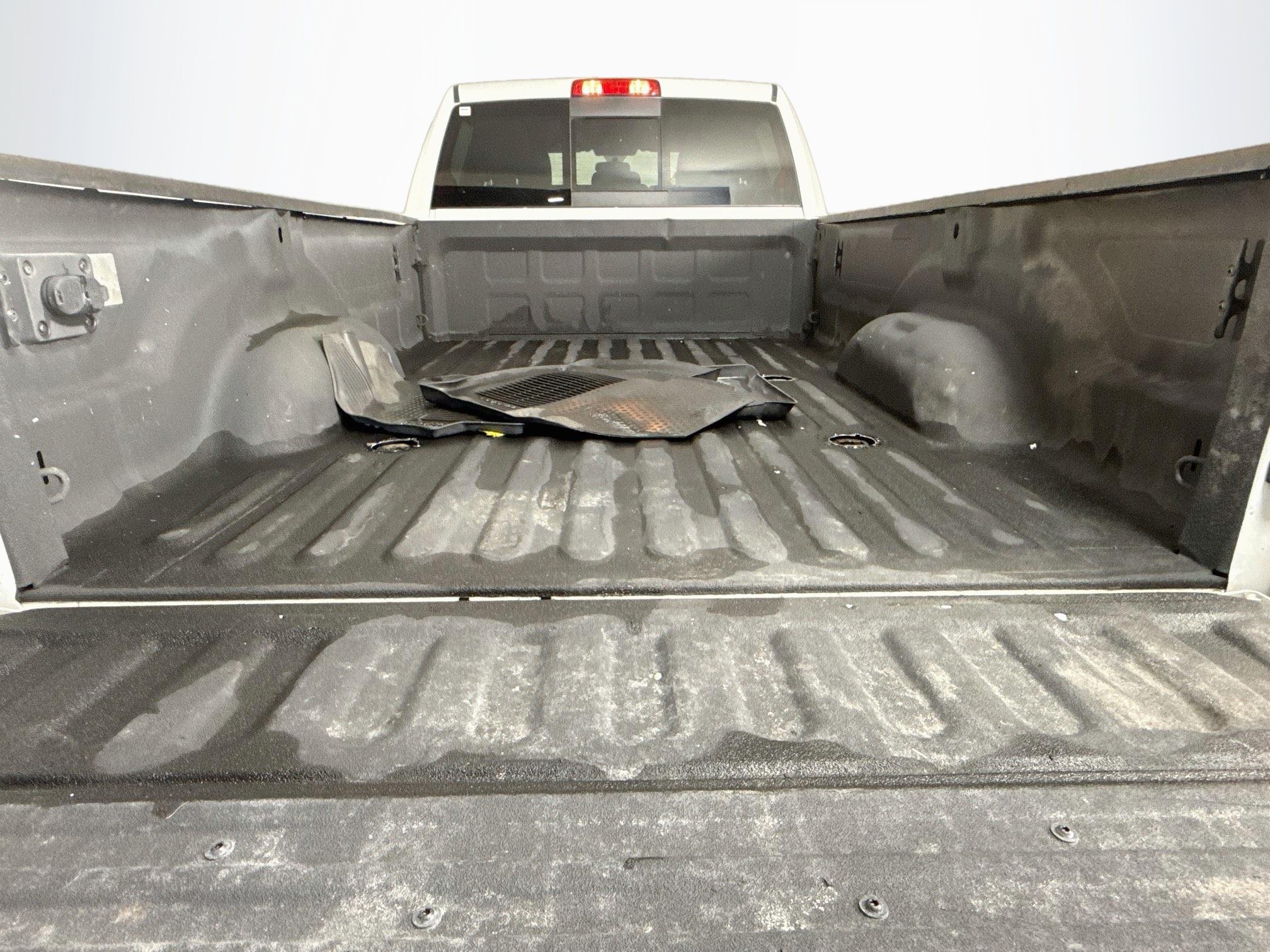 Used 2024 RAM 3500 Tradesman w/ Chrome Appearance Group AWD/4WD image 35