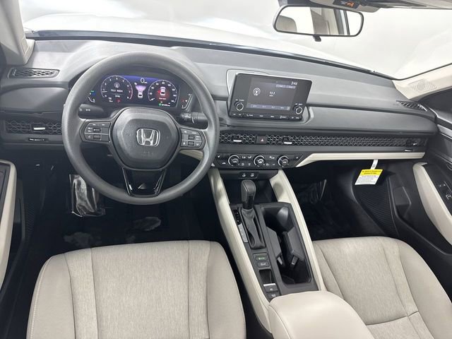 Certified 2025 Honda Accord SE image 25