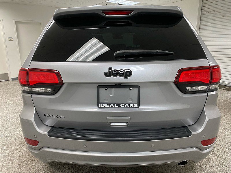 Used 2020 Jeep Grand Cherokee Altitude image 6