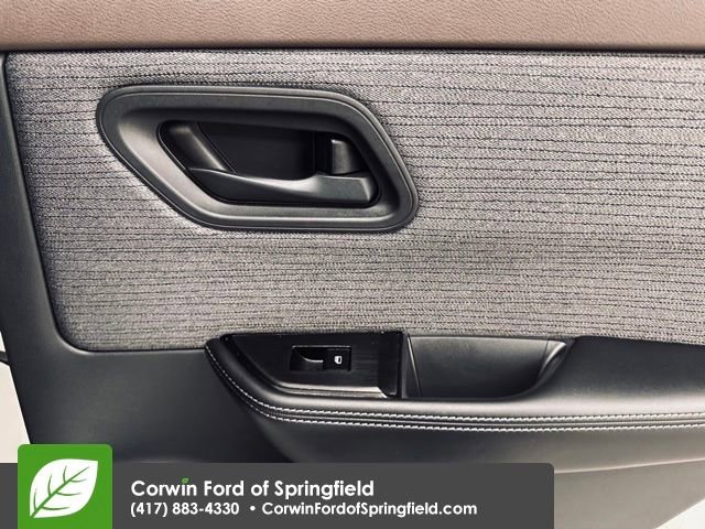 Used 2021 Nissan Rogue S image 14